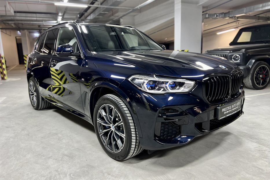 Продам BMW X5 2022 года в Киеве