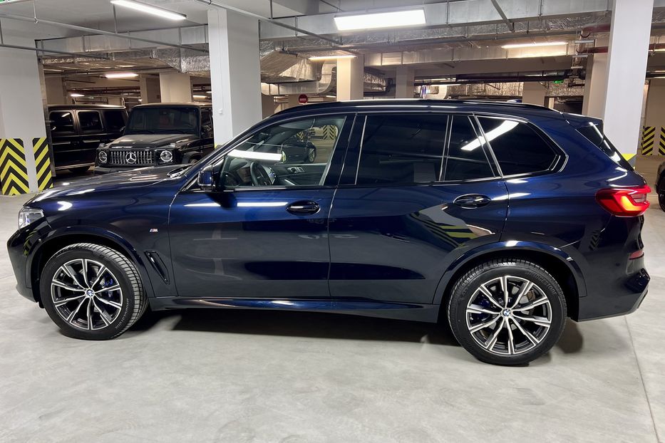 Продам BMW X5 2022 года в Киеве