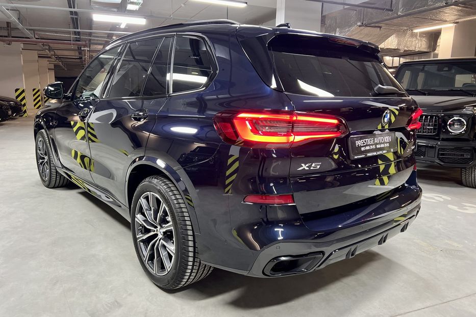 Продам BMW X5 2022 года в Киеве