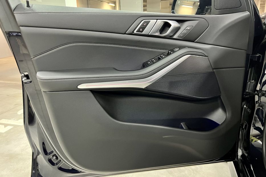 Продам BMW X5 2022 года в Киеве