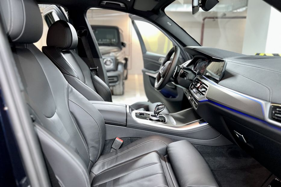 Продам BMW X5 2022 года в Киеве