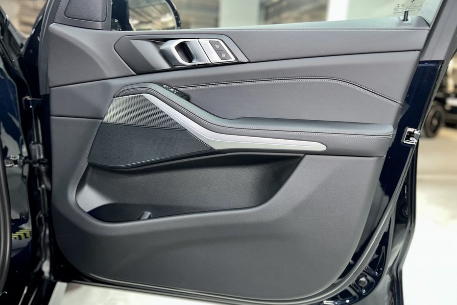 Продам BMW X5 2022 года в Киеве
