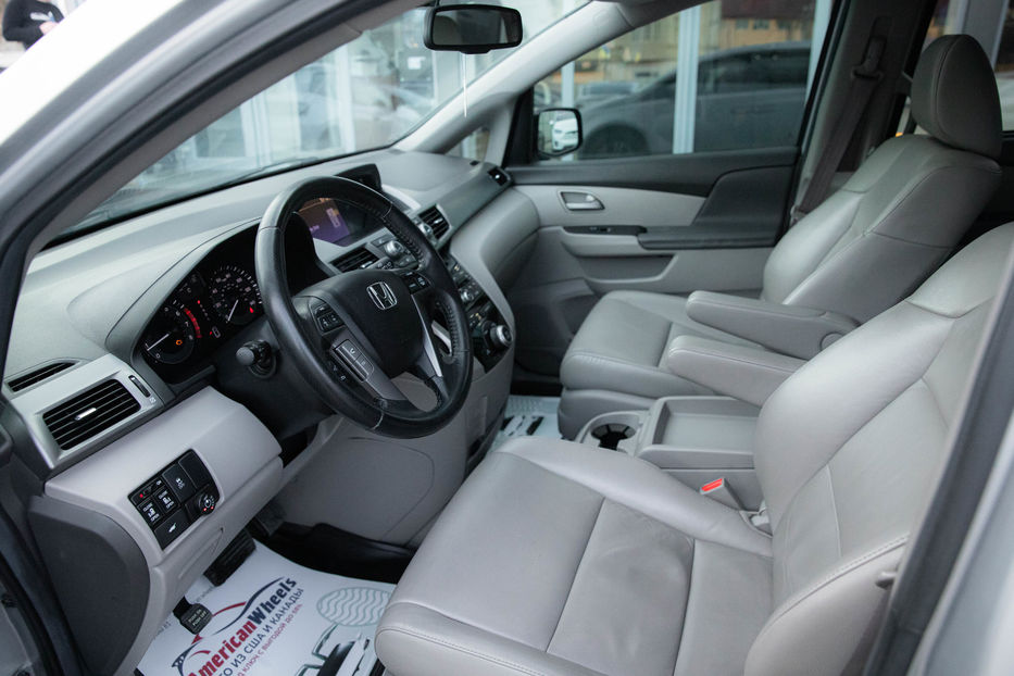 Продам Honda Odyssey Exl 2013 года в Черновцах