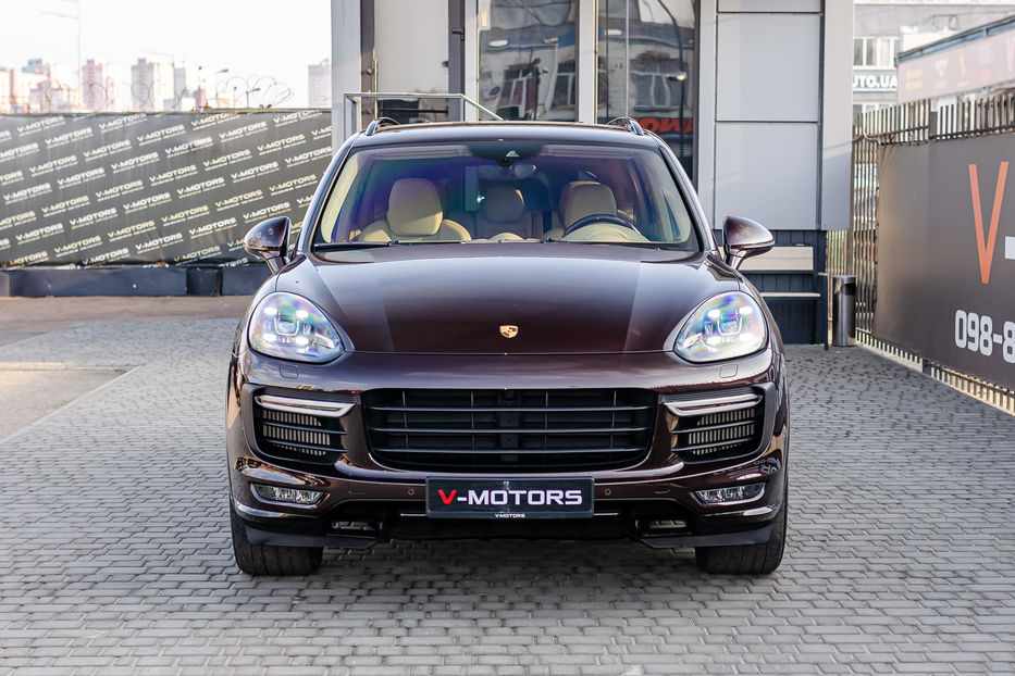 Продам Porsche Cayenne GTS 2015 года в Киеве