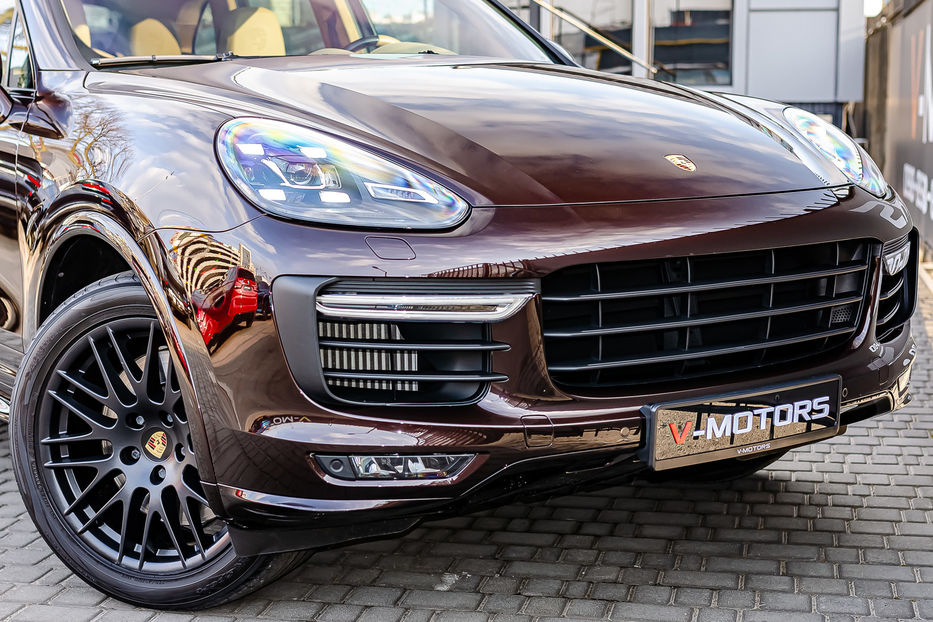 Продам Porsche Cayenne GTS 2015 года в Киеве