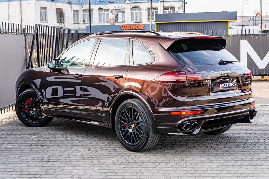 Продам Porsche Cayenne GTS 2015 года в Киеве