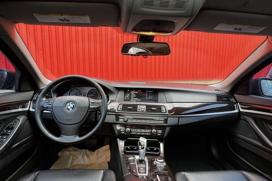 Продам BMW 528 Xdrive  2013 года в Одессе