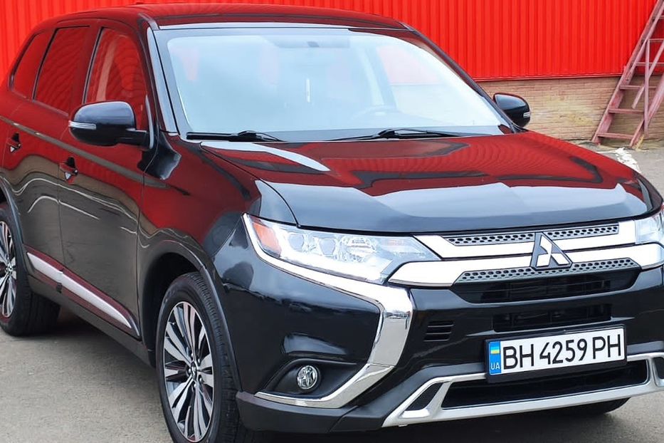 Продам Mitsubishi Outlander Full 2018 года в Одессе