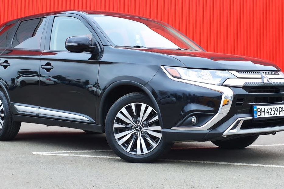 Продам Mitsubishi Outlander Full 2018 года в Одессе