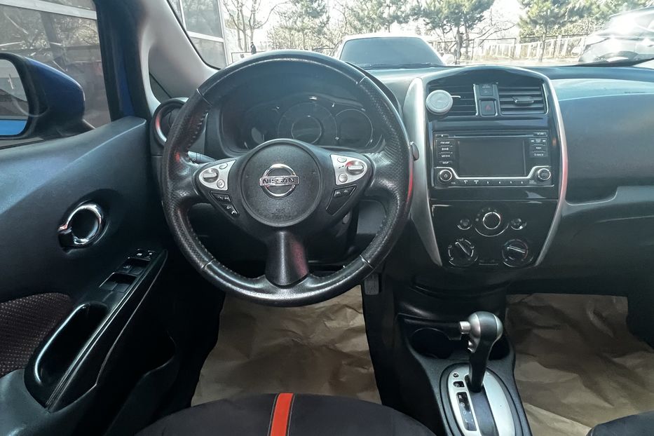 Продам Nissan Note Versa SR 2015 года в Одессе