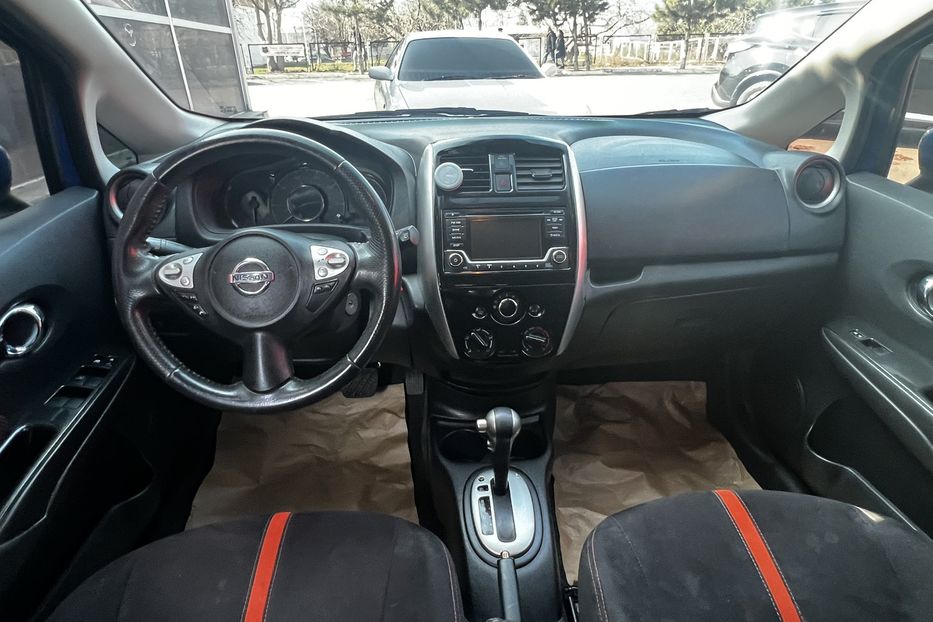 Продам Nissan Note Versa SR 2015 года в Одессе