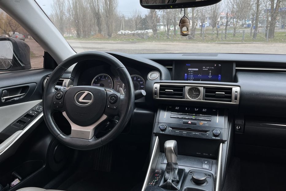 Продам Lexus IS 250 All Wheel Drive 2014 года в Николаеве