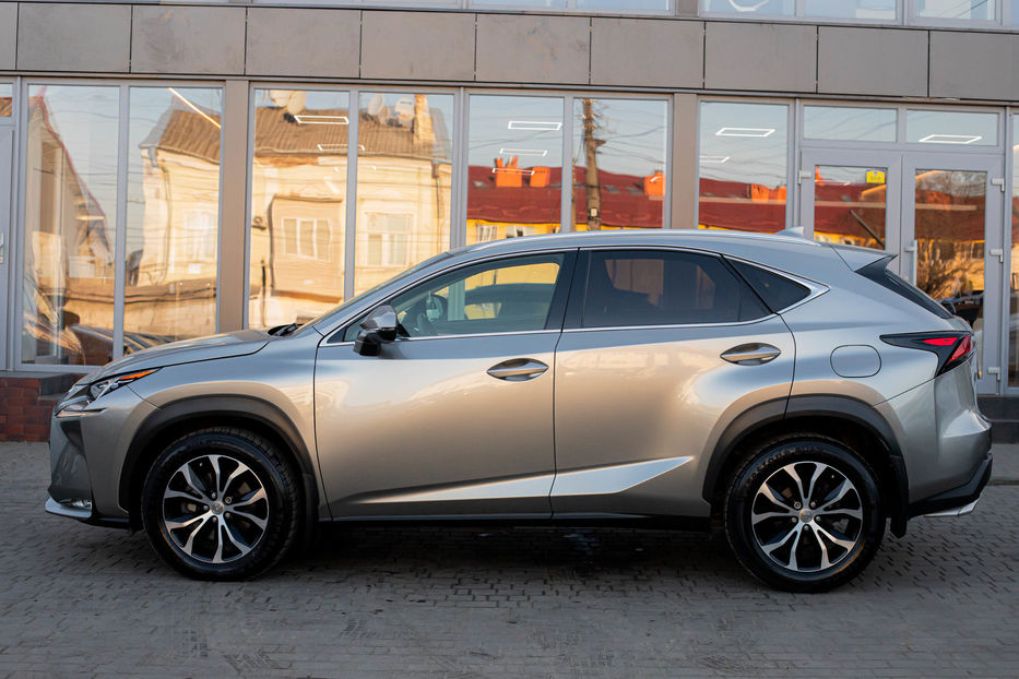 Продам Lexus NX 200 F-Sport 2015 года в Черновцах