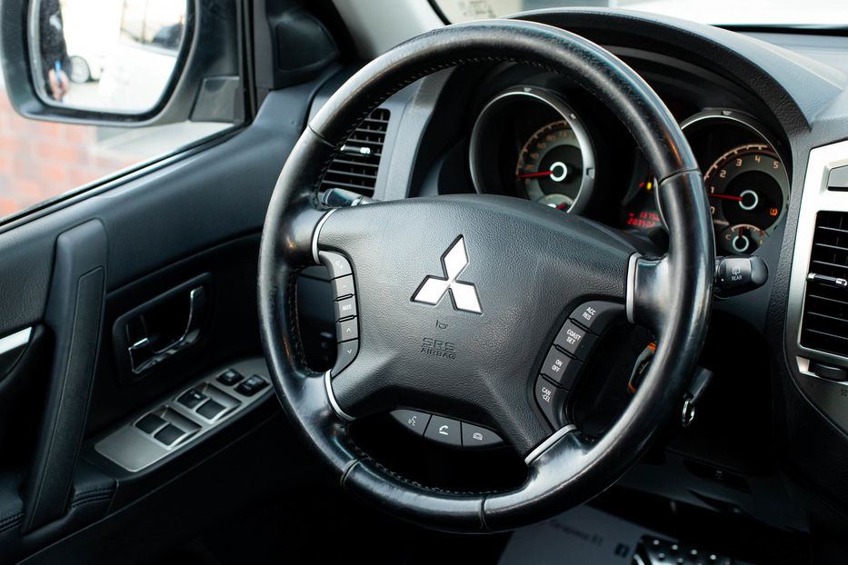 Продам Mitsubishi Pajero Wagon 2015 года в Черновцах