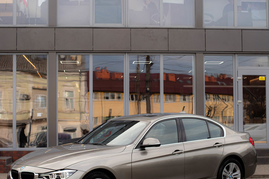 Продам BMW 328 D Champagne 2018 года в Черновцах