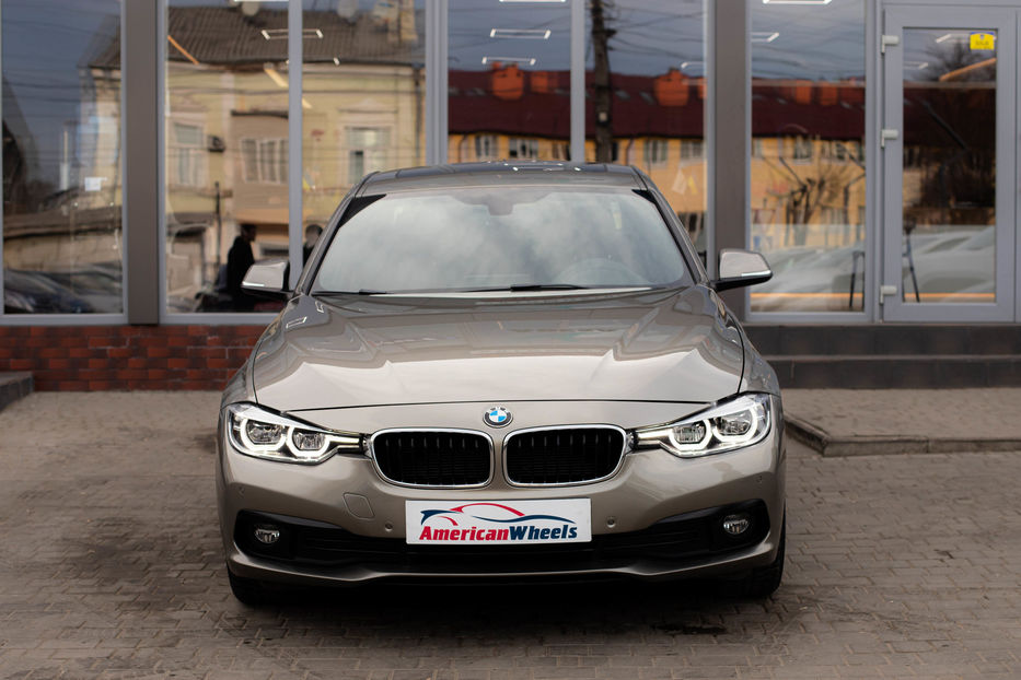 Продам BMW 328 D Champagne 2018 года в Черновцах