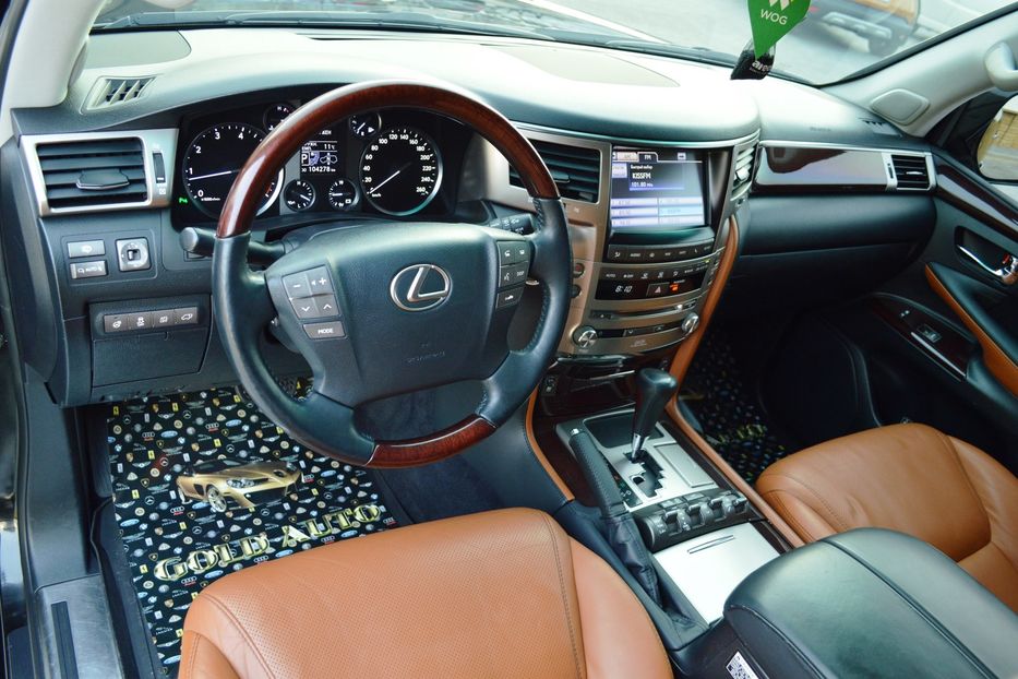 Продам Lexus LX 570 2013 года в Одессе