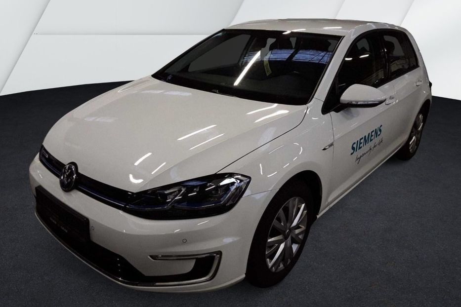 Продам Volkswagen e-Golf НЕ МАЛЬОВАН NAVI LKIMA LED 2018 года в Львове