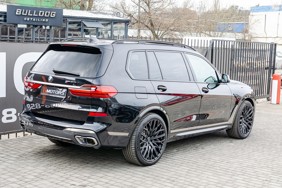 Продам BMW X7 M50d 2020 года в Киеве