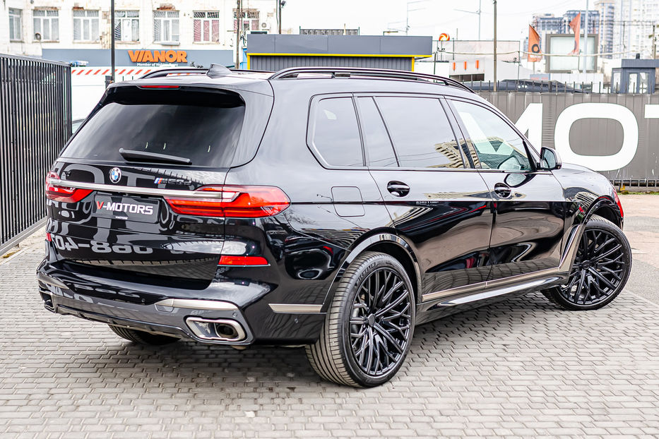 Продам BMW X7 M50d 2020 года в Киеве