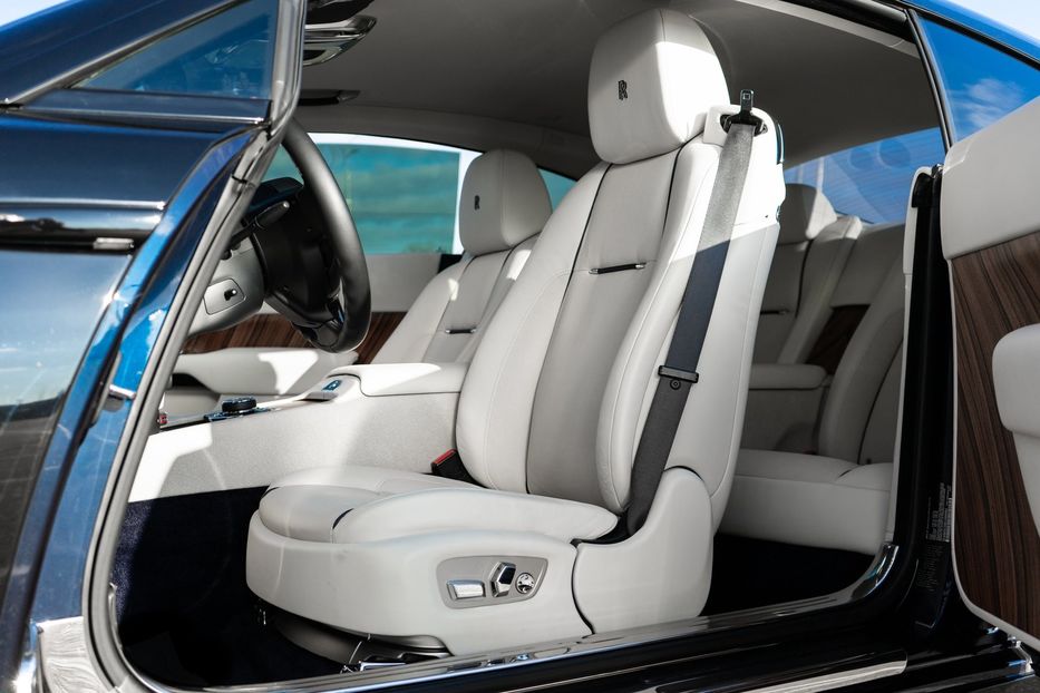 Продам Rolls-Royce Wraith 2015 года в Киеве