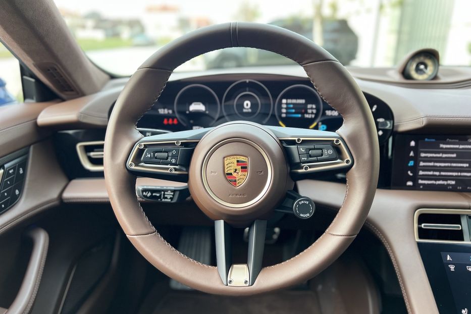 Продам Porsche Taycan Turbo S 2021 года в Одессе