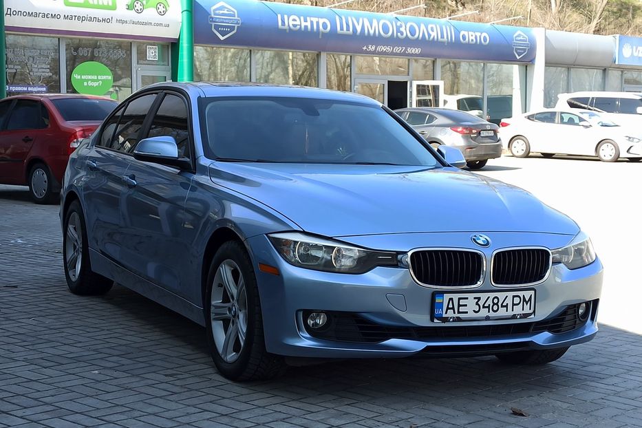 Продам BMW 328 i 2012 года в Днепре