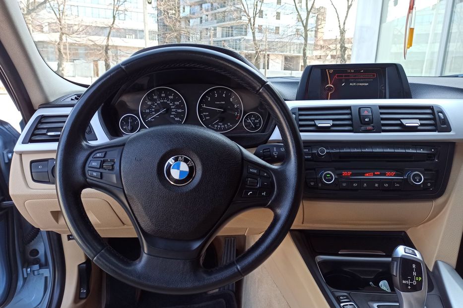 Продам BMW 328 i 2012 года в Днепре