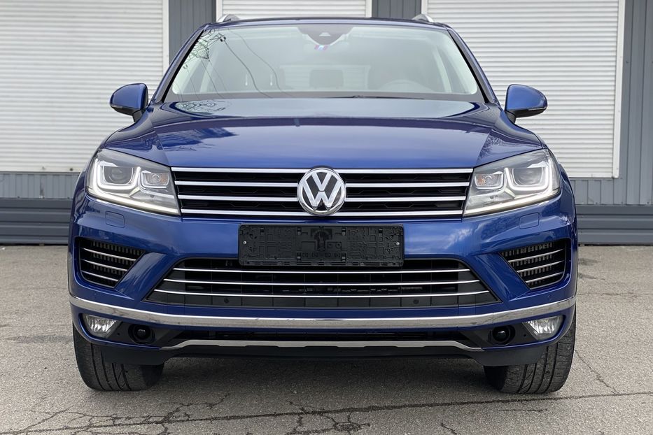 Продам Volkswagen Touareg EXECUTIVE Edition 2018 года в Киеве