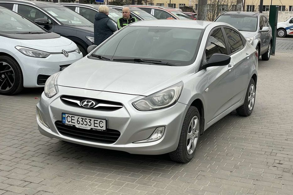 Продам Hyundai Accent  2011 года в Черновцах