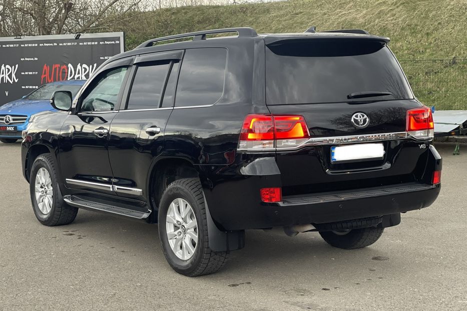 Продам Toyota Land Cruiser 200 Guard B6+ 2017 года в Киеве