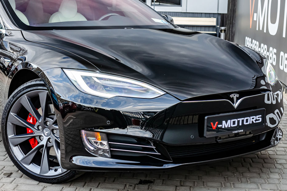 Продам Tesla Model S Performance Ludicrous 2020 года в Киеве