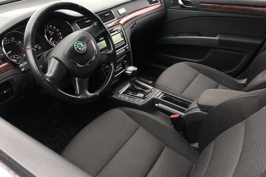 Продам Skoda Superb 2012 года в Николаеве