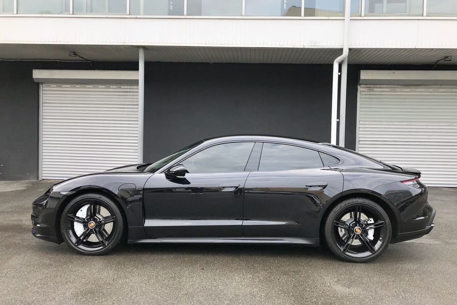 Продам Porsche Taycan Turbo 2020 года в Киеве