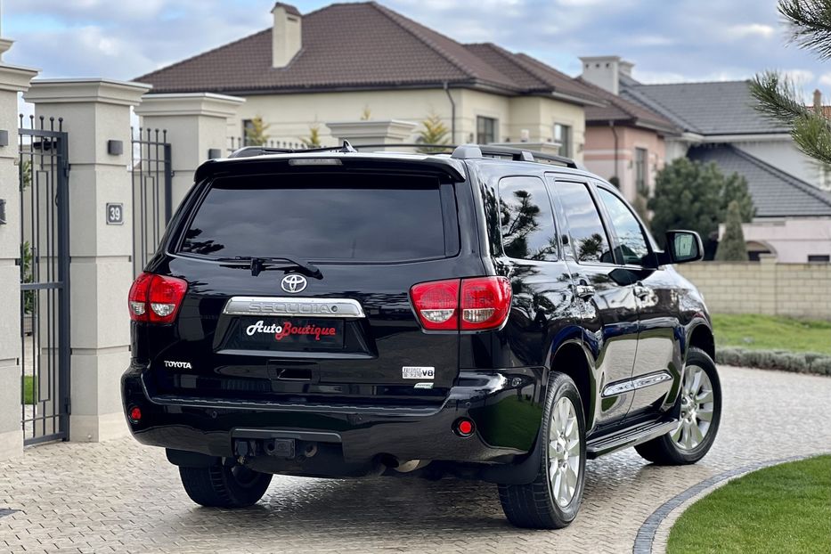 Продам Toyota Sequoia 2010 года в Одессе