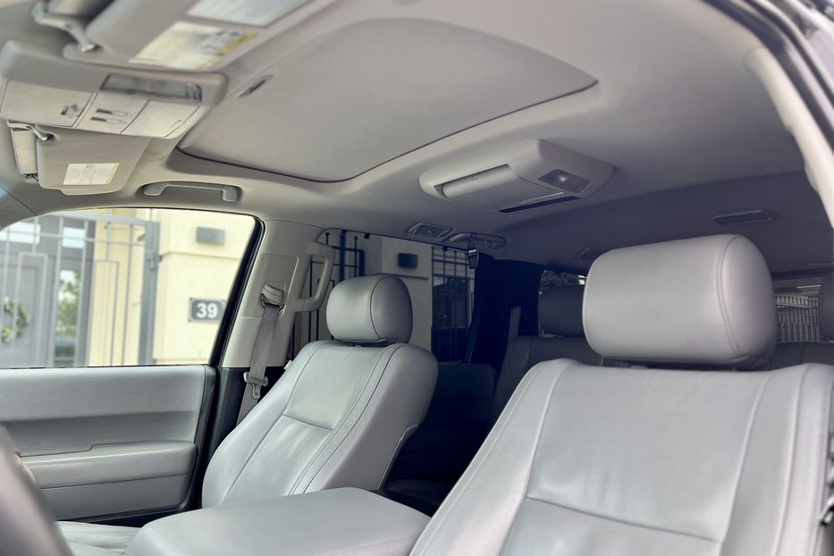 Продам Toyota Sequoia 2010 года в Одессе