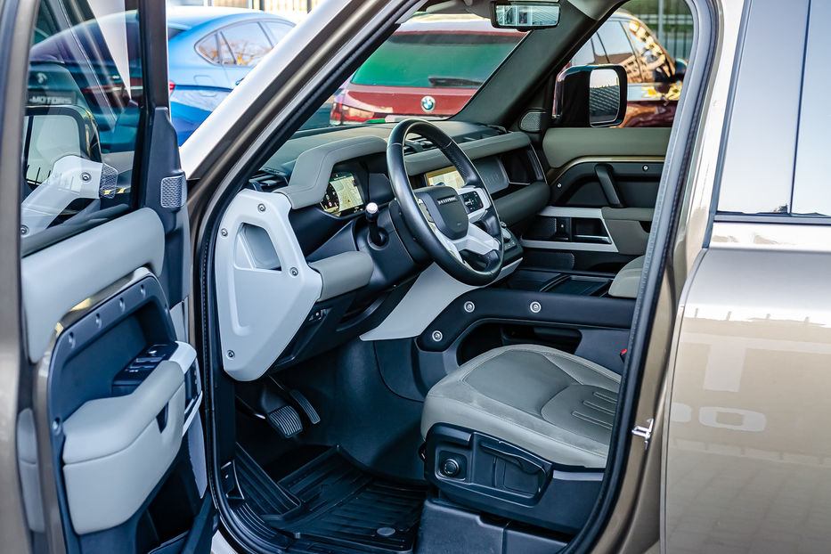 Продам Land Rover Defender D240 S 2020 года в Киеве