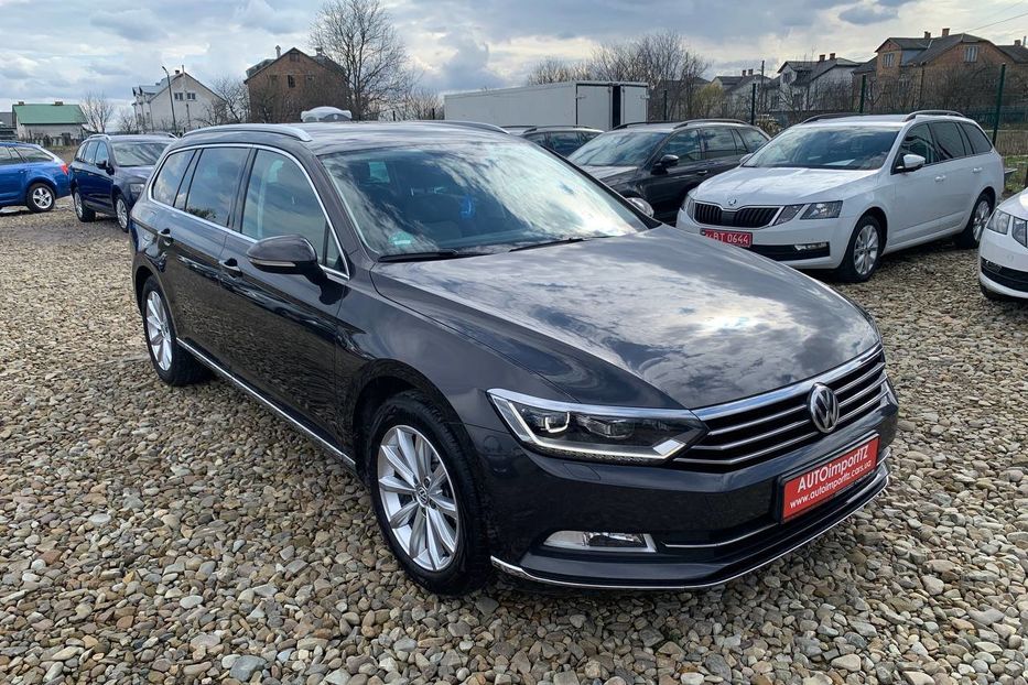 Продам Volkswagen Passat B8  Highline 2018 года в Львове