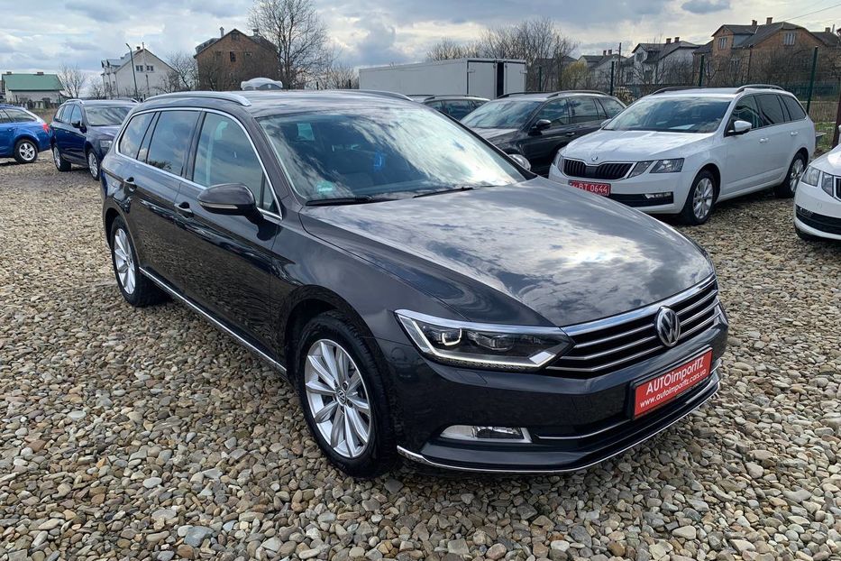 Продам Volkswagen Passat B8  Highline 2018 года в Львове