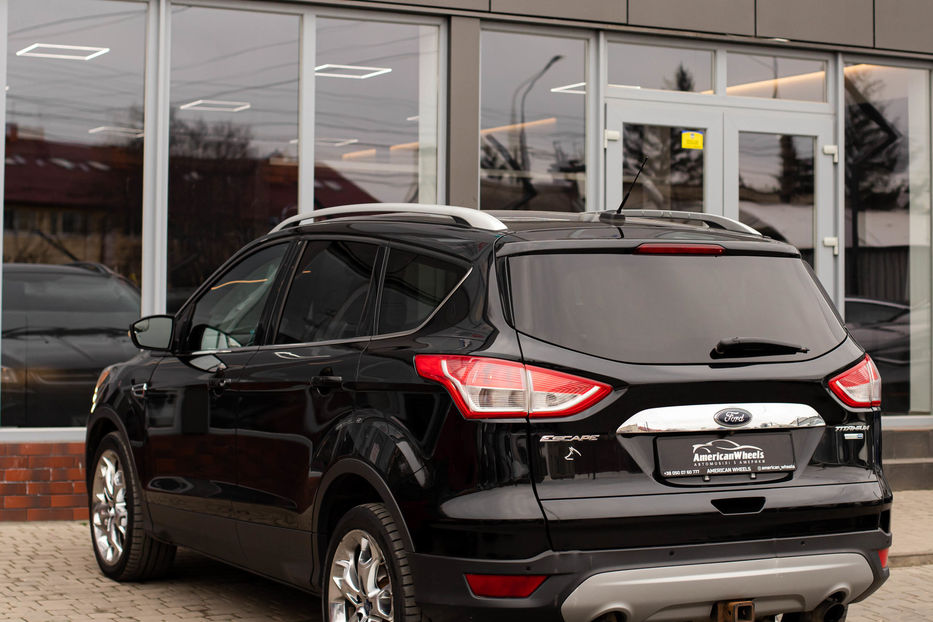 Продам Ford Escape Titanium 2013 года в Черновцах