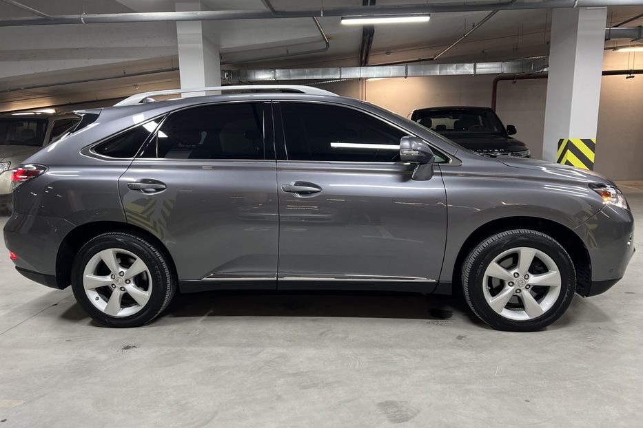 Продам Lexus RX 350 2013 года в Киеве