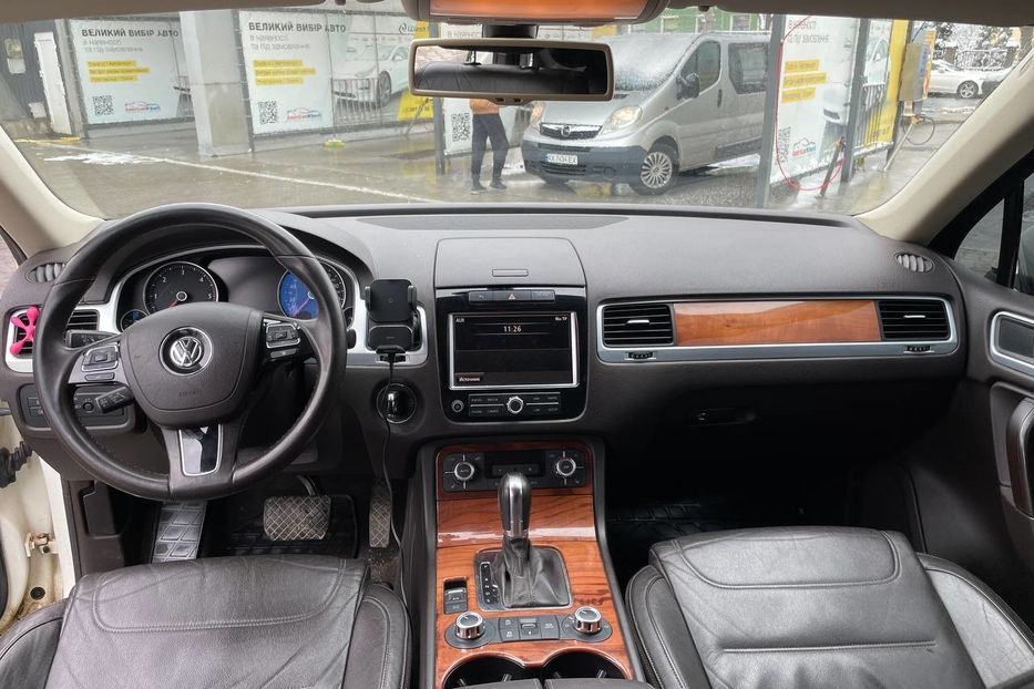 Продам Volkswagen Touareg Executive 2010 года в Черновцах