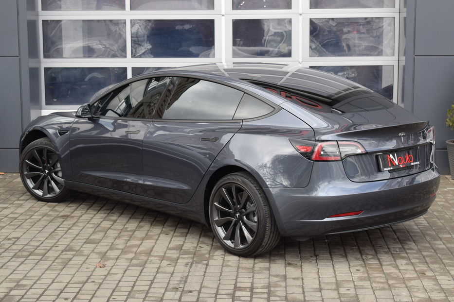 Продам Tesla Model 3 2022 года в Одессе
