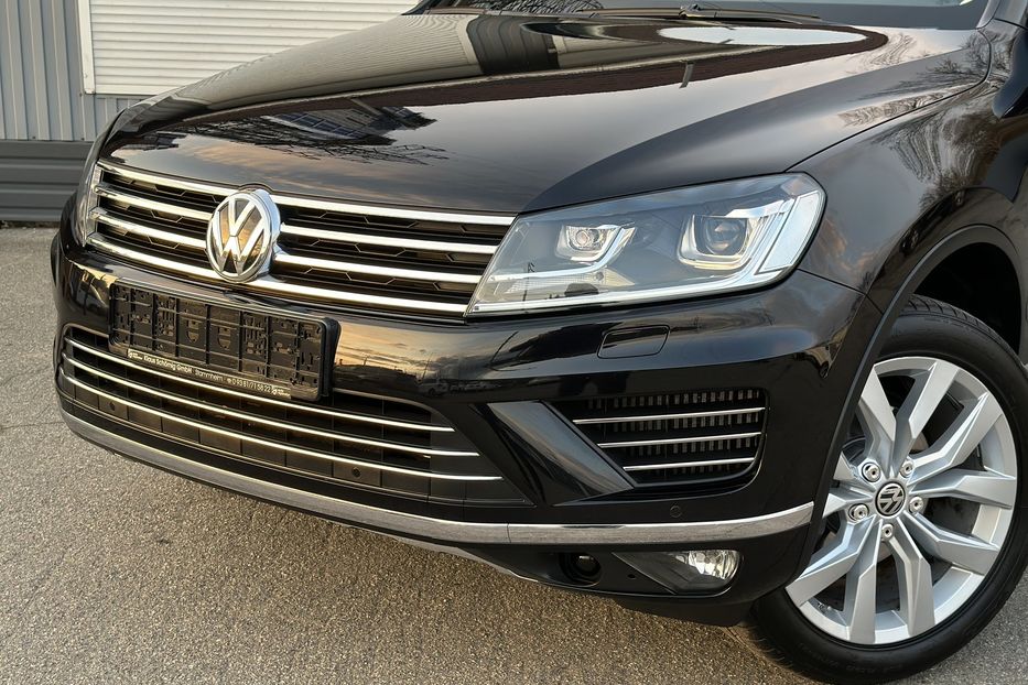 Продам Volkswagen Touareg R line 2018 года в Киеве