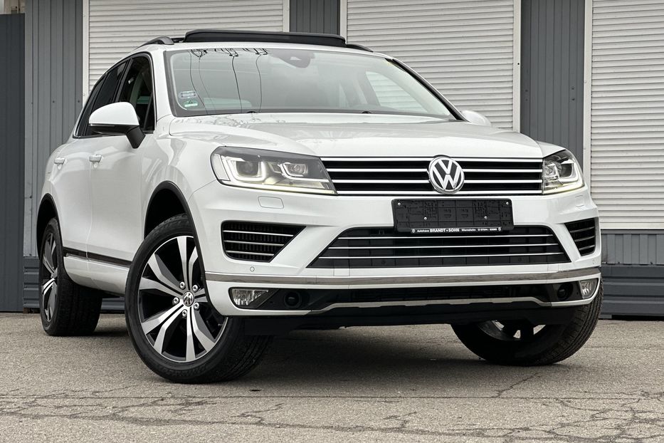 Продам Volkswagen Touareg R line 2016 года в Киеве