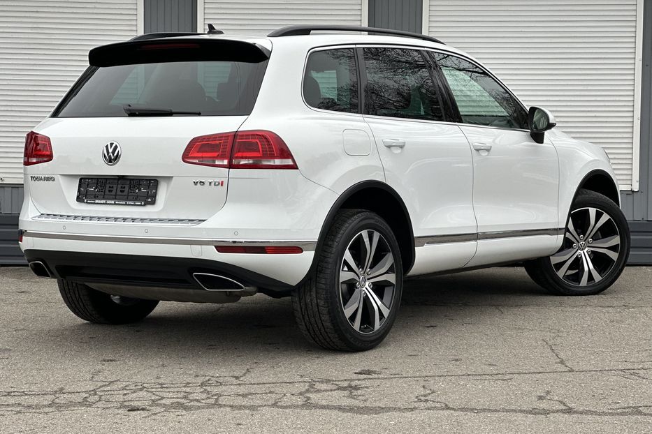 Продам Volkswagen Touareg R line 2016 года в Киеве