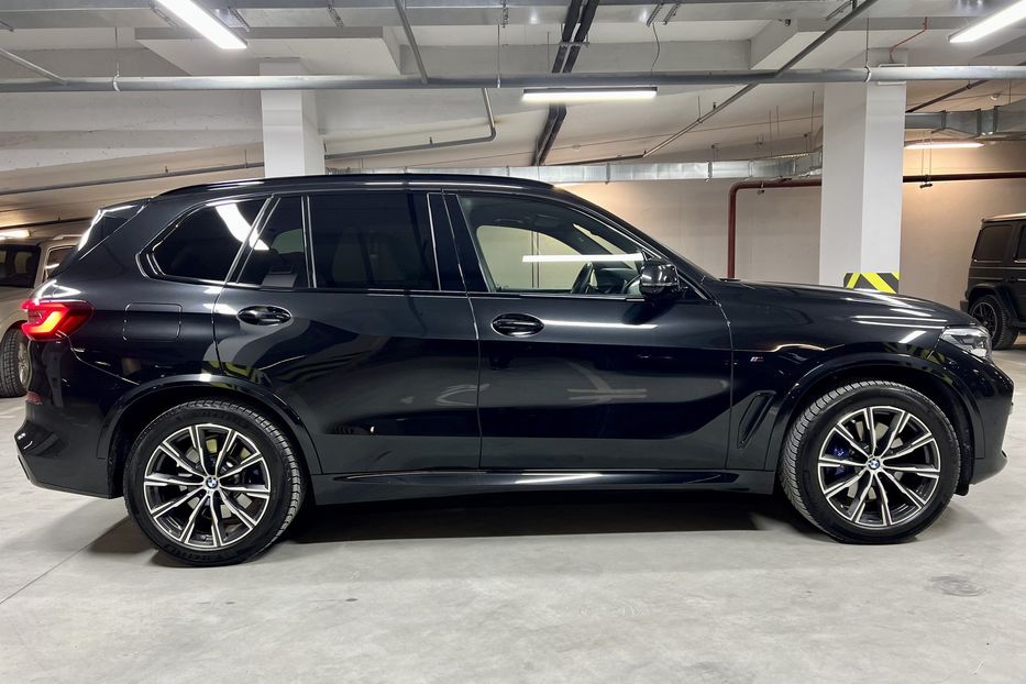 Продам BMW X5 2020 года в Киеве