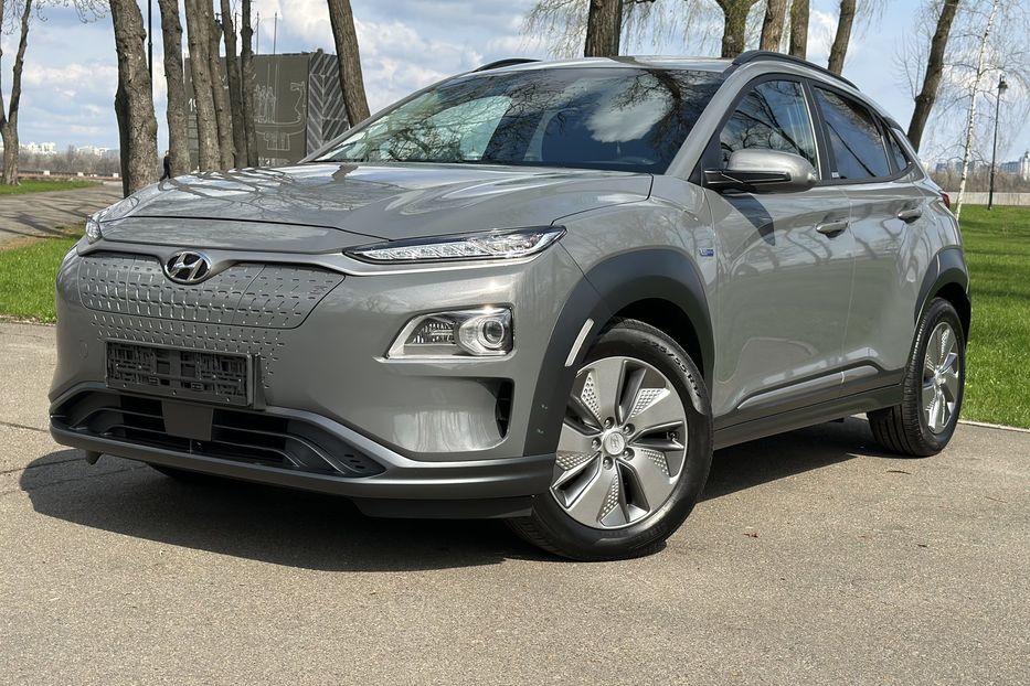 Продам Hyundai Kona Premium 100KW 2020 года в Киеве