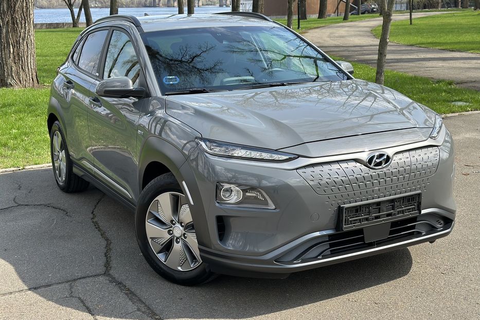 Продам Hyundai Kona Premium 100KW 2020 года в Киеве