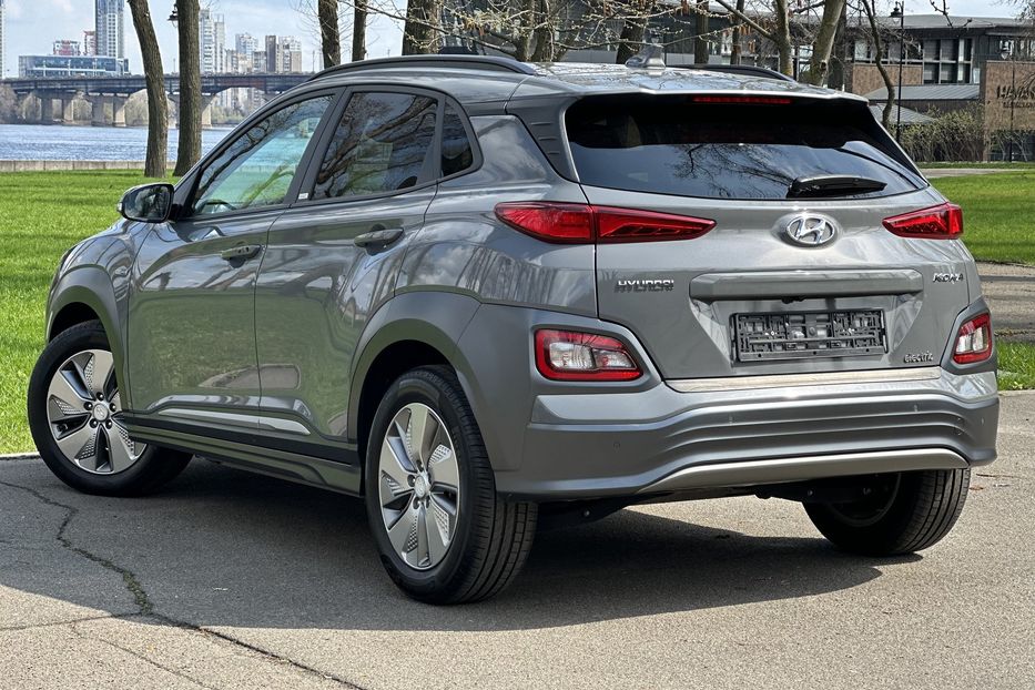 Продам Hyundai Kona Premium 100KW 2020 года в Киеве